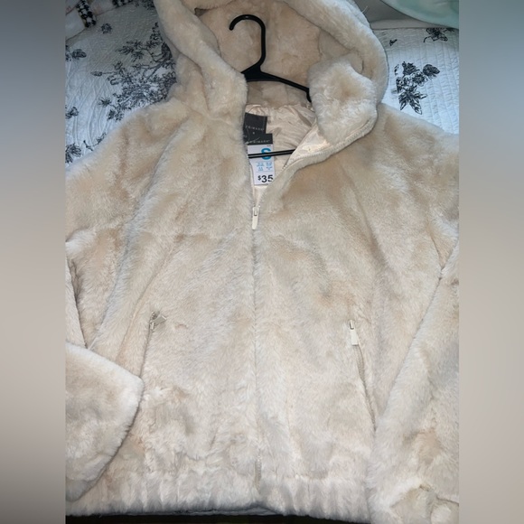 Cream jacket - Picture 1 of 4